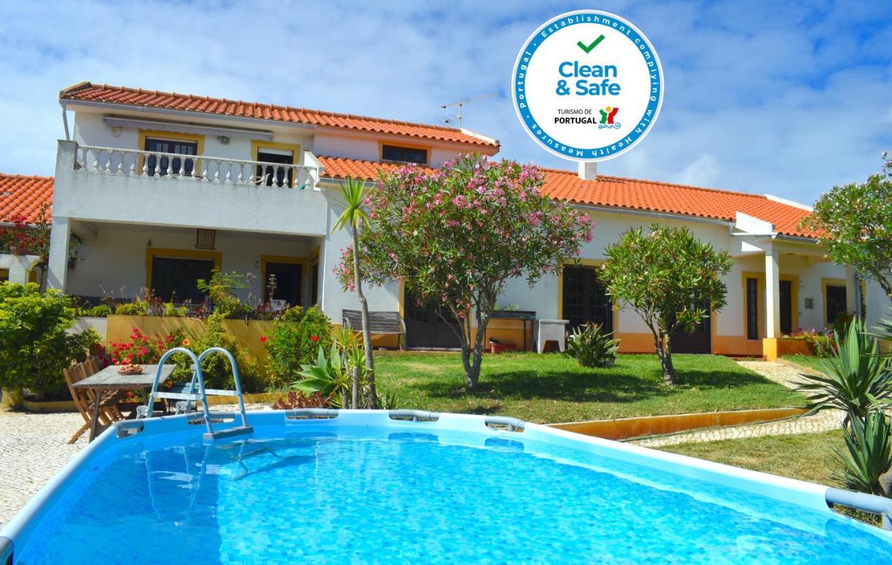 לינה וארוחת בוקר São Bernardino Casa Jardim Peniche מראה חיצוני תמונה